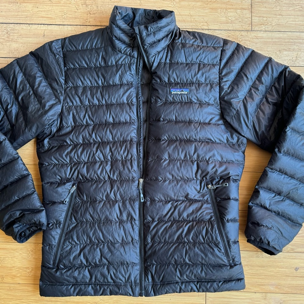 Patagonia Men’s Down Sweater Jacket Small